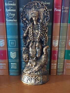 Bronze-Tone Norse Goddess Freya Figurine Home Art Statue